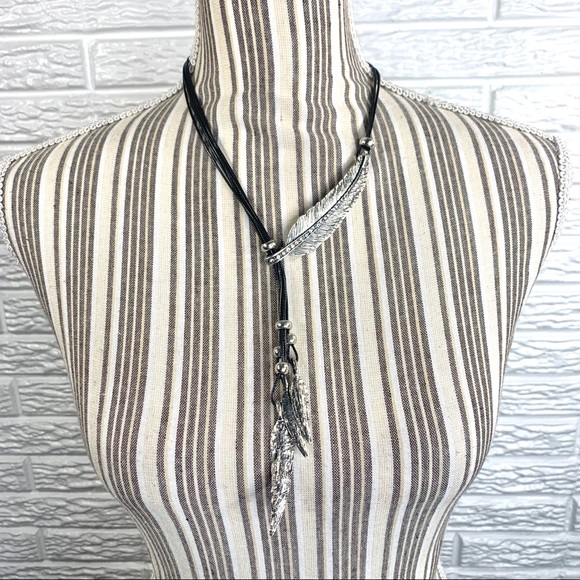 Jewelry - Rhinestone Feather Statement Lasso Necklace
